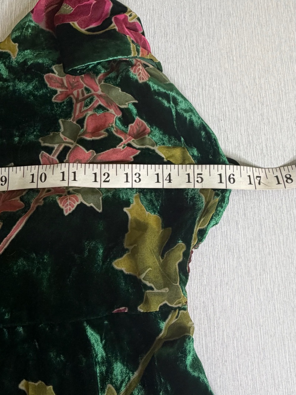 Lulus Flawlessly Gorgeous Green Burnout Floral Halter Maxi Dress Size M NWT - Picture 7 of 12